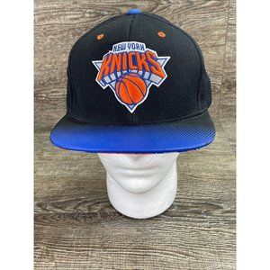 Mitchell Ness New York Knicks NBA Basketball Snapback Black Hat, Logo Under Brim